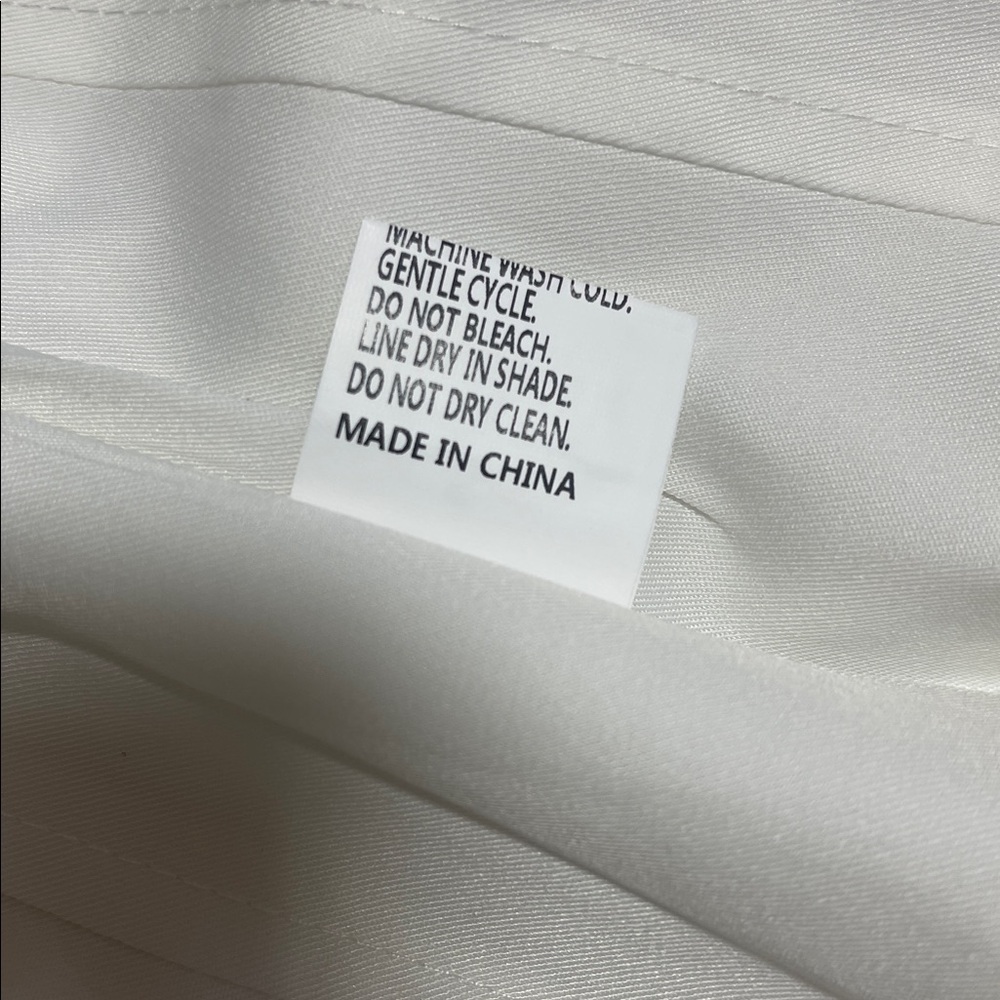 NWOT White Structured Satin Sheen Crop Spaghetti Strap Cami Top – Size Small - Picture 16 of 16